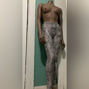 High waisted Reptile Patterned Leggings